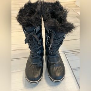 Sorel girls winter boots size youth 4